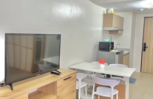Lahug Apartment | Brand New Studio Apartment 6 in BE Residences with Pool, Gym and Sauna