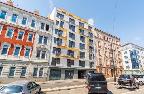 Palmovka Apartment | Brand new studio apartment #21 with free secure parking in the center