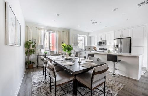 Lemon Grove House | Brand New Stunning 4BR Townhome
