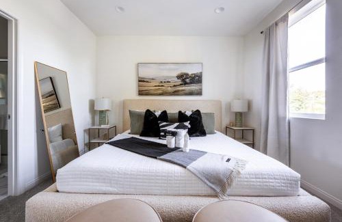 Lemon Grove House | Brand New Stunning 4BR Townhome