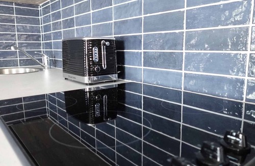 Wexford Apartment | Brand New Stylish Wexford Town Apartment that sleeps 4 guests in 2 bedrooms