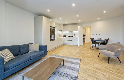 Whittington Apartment | Brand-New Two-Bedroom Flat in Colindale