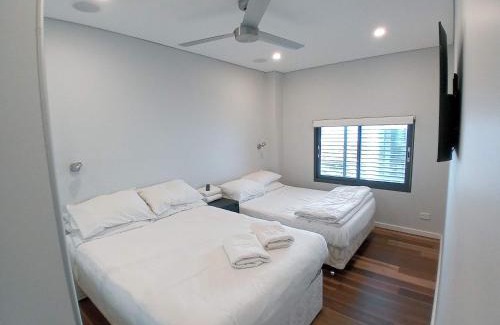 Malabar House | Brand NEW VIP Luxury 5/5 Star Beachside Escape