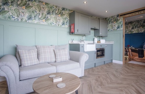 Llangennith Cabin | Brandy Cove - 1 Bed Cabin - Landimore