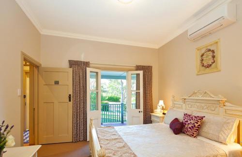 Blackheath House | Brantwood Cottage Luxury Accommodation