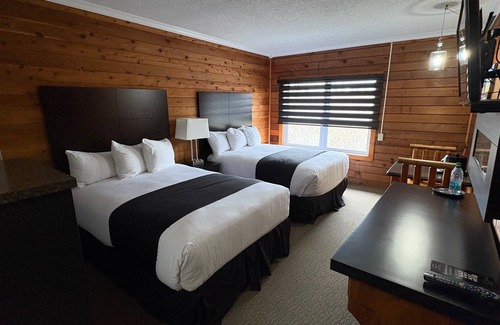 St. Peters Hotel | Bras d'Or Lakes Inn