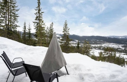 Nes Cabin | Brattlia - amazing ski inn/ski out. 10 m from slopesnn
