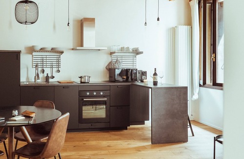 Vicenza Apartment | BRE Apartments - Magellan