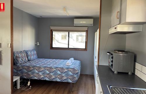 Acheron Hotel | Breakaway Twin Rivers Caravan Park