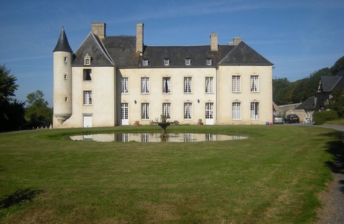 Asnieres-en-Bessin House | Breakfast Park Chateau d'Asnieres en Bessin - Omaha Beach