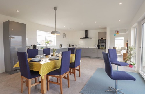 Breakish House | BREAKISH VILLA, family friendly, with a garden in Broadford