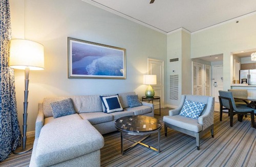 Key Biscayne House | Breathtaking 2 Bedroom Condo Placed at Ritz Carlton-Key Biscayne