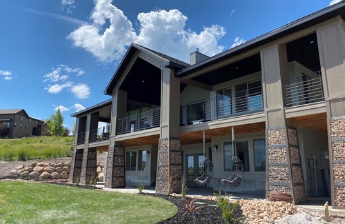 Fish Haven House | Breathtaking Bear Lake Retreat- Lake View