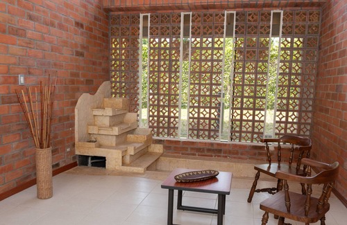 Pereira Villa | Breathtaking Cerritos Country Villa 4BD w/ Pool