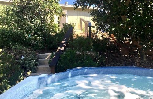 Rainbow CDP House | Breathtaking Cottage with Great Views and Hot-tub in Rainbow, California