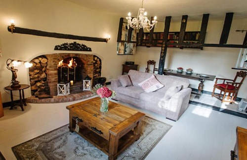 Burnham-on-Crouch House | Breathtaking Elizabethan Manor House