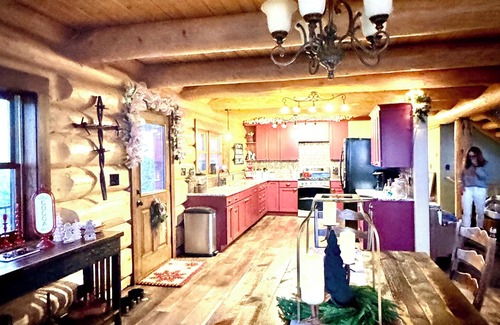 Prescott Cabin | Breathtaking Log Home on Your Own Mountaintop with stunning, panoramic views!