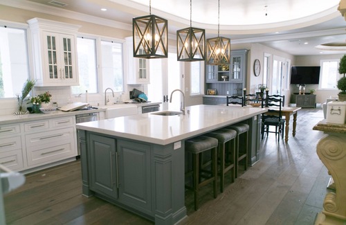 Thousand Oaks House | Breathtaking Mansion - Entertainer's Dream - 6,800 sq ft