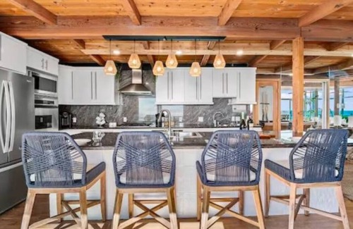 Sunset Cliffs House | Breathtaking Sunset Villa+Guesthouse+2 hot tubs and cold bath!