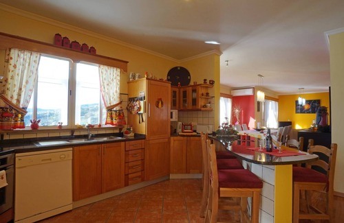 Calheta Villa | Breathtaking Views Holiday House with Heat and or Air conditioning System
