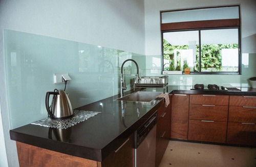 Rooi Catochi Villa | Breathtaking view, privacy, private pool, 10 min to beaches, restaurants, city!