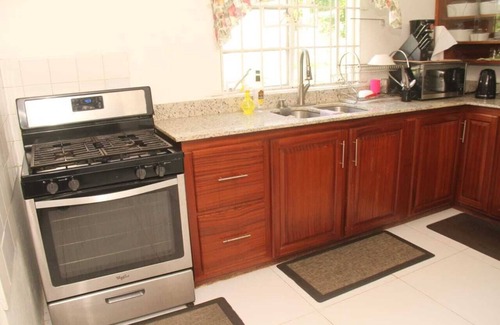 Falmouth Villa | Breathtaking View Villa Tranquil Vibe