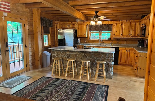 La Follette House | Breathtaking views from private custom log house with easy walk to private dock.