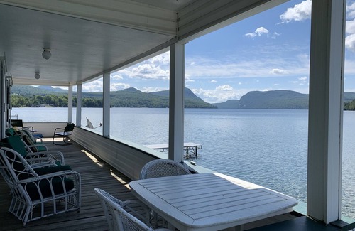 Westmore House | Breathtaking views from The Lions Den