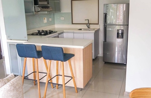 Villa Hermosa Apartment | Breathtaking views in El Poblado! Pool, sauna, and gym with 24/7 security.