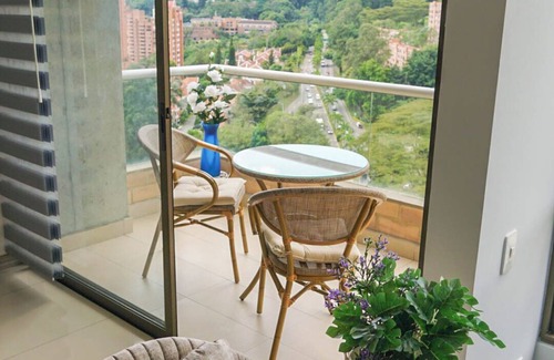 Villa Hermosa Apartment | Breathtaking views in El Poblado! Pool, sauna, and gym with 24/7 security.