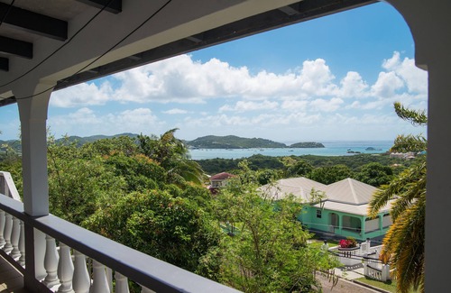 Falmouth House | Breathtaking villa's overlooking the sea