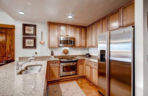 Four O'Clock Condo | Breckenridge CO | BlueSky Condos | 3 Bedroom