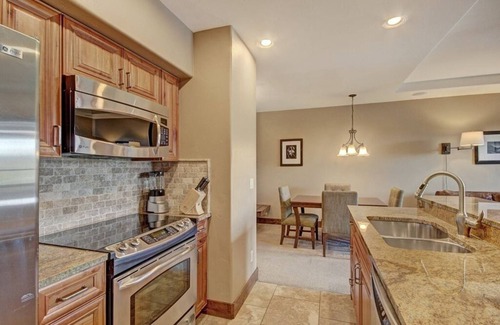 Breckenridge Condo | Breckenridge CO | Crystal Peak Lodge | 1 Bedroom