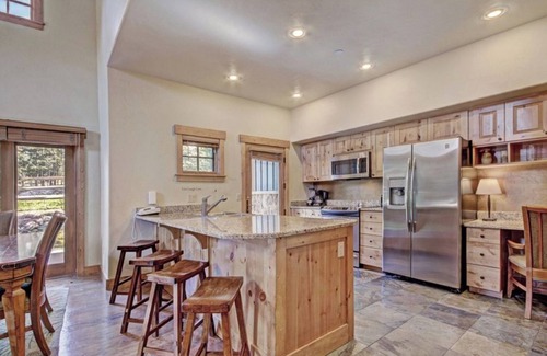 Breckenridge House | Breckenridge CO | Mountain Thunder Lodge | 3 Bedroom Townhome