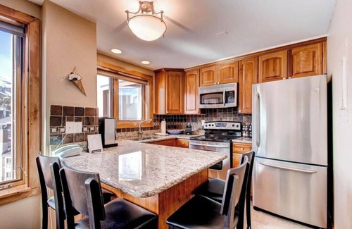 Peak 9 Condo | Breckenridge CO | The Village at Breckenridge | 1 Bedroom