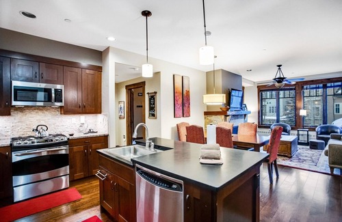 Peak 9 Condo | Breckenridge CO | Water House on Main Street | 3 Bedroom