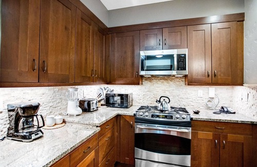Peak 9 Condo | Breckenridge CO | Water House on Main Street | 3 Bedroom