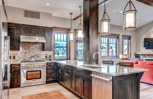 Historic District House | Breckenridge CO | Water House on Main Street | 4 Bedroom