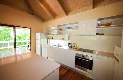 Bingil Bay House | Breeya - A great tropical escape. Sleeps 9