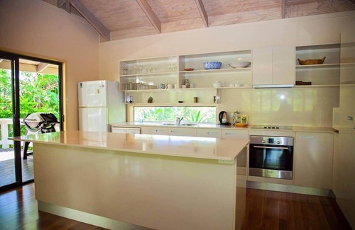 Bingil Bay House | Breeya - A great tropical escape. Sleeps 9