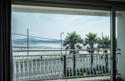 Seongsan Hotel | Breeze Bay Hotel