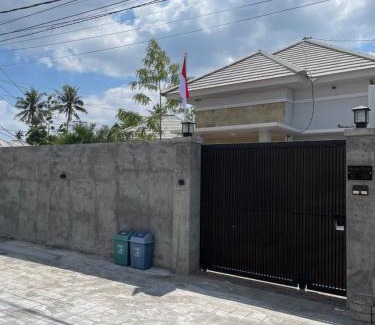 Kecamatan Labuapi House | Breeze Garden BnB
