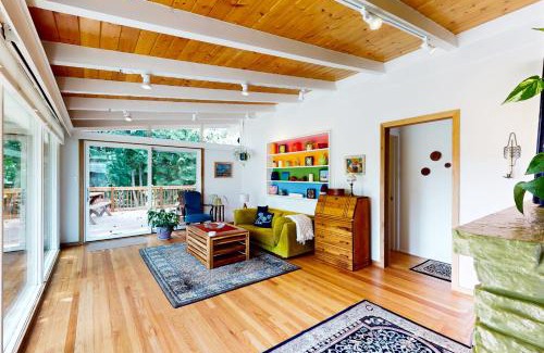 Lawton Park House | Breeze in the Trees