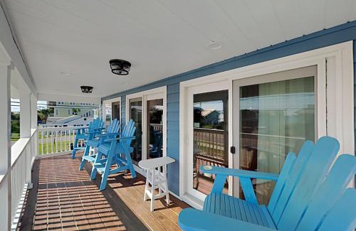 Miramar Beach House | Breezy Blue Cottage