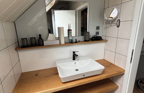 Langenbernsdorf Apartment | Brenner vacation apartment ~ check in and feel good ~