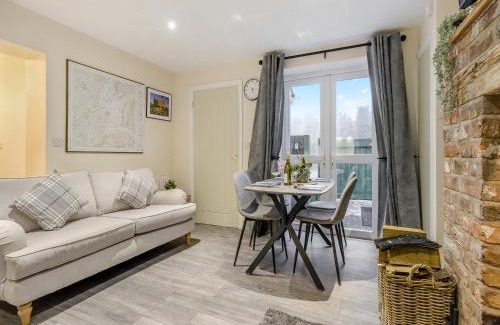 Montgomery House | Brewers Cottage-Uk45454
