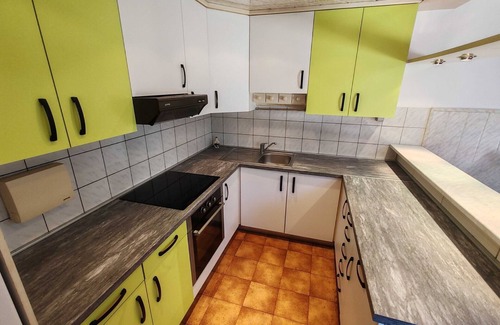Smarjeske Toplice Apartment | Brezovica Spacious Family-Friendy Apartment - Two Bedroom Apartment with Balcony