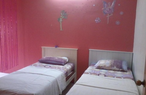 Rumah Pangsa Taman Utama House | Brian Holiday Home