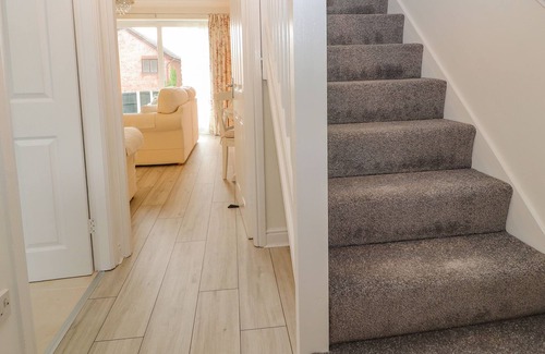 Flint Cottage | BRIAR HOUSE, family friendly, character holiday cottage in Flint