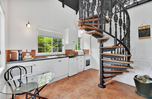 Stanthorpe Cottage | Briar Rose Cottages - Country Cottage
